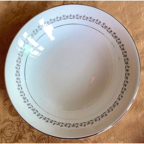 14 in Serving Platter & 9 in Vegetable Bowl Royal Castle Radiance Hostess Set - Picture 7 of 8